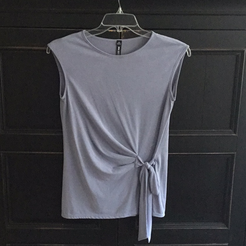 Design Lab Lord & Taylor T-Shirt